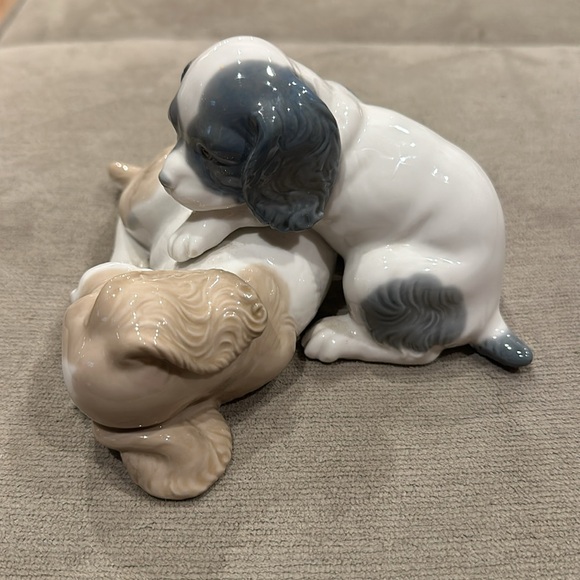 NAO by LLADRO Puppy figurine. - Picture 3 of 4